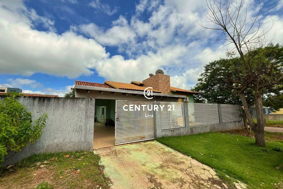 Foto 1 de Casa com 3 quartos à venda, 418m2 em Cacoal - RO