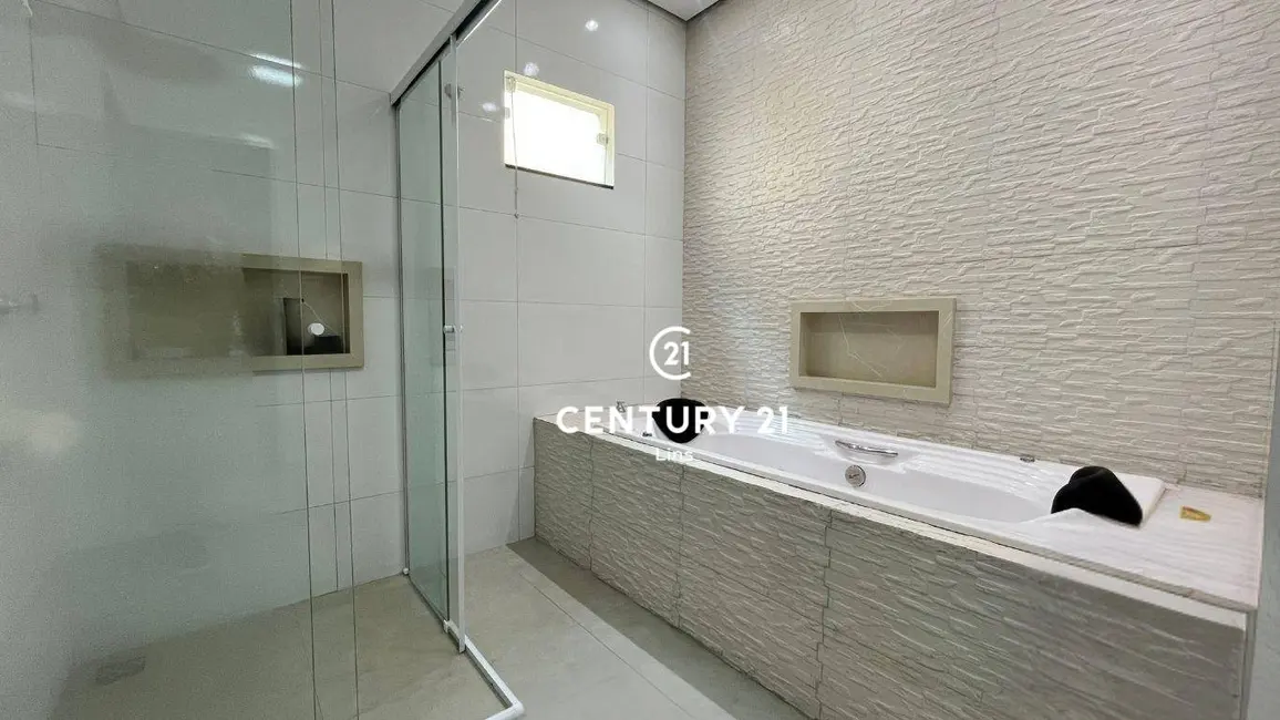 Foto 9 de Casa com 3 quartos à venda, 207m2 em Cacoal - RO