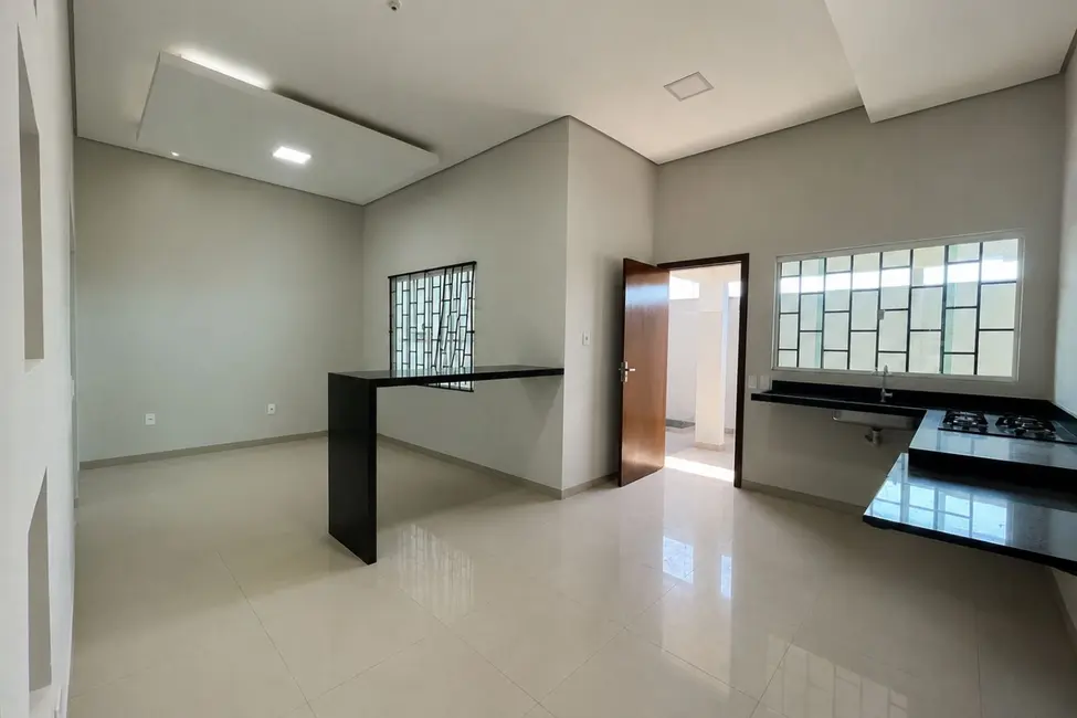 Casa com 3 quartos à venda, 168m2 em Morada do Bosque, Cacoal - RO - imagem 2 Foto 2 de Casa com 3 quartos à venda, 168m2 em Morada do Bosque, Cacoal - RO