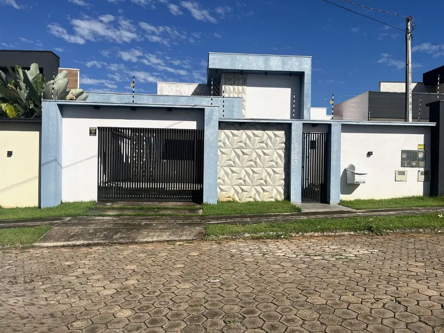 Casa com 3 quartos à venda, 180m2 em Morada do Bosque, Cacoal - RO - imagem 1 Foto 1 de Casa com 3 quartos à venda, 180m2 em Morada do Bosque, Cacoal - RO