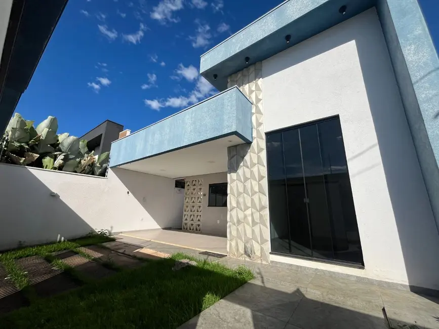 Casa com 3 quartos à venda, 180m2 em Morada do Bosque, Cacoal - RO - imagem 2 Foto 2 de Casa com 3 quartos à venda, 180m2 em Morada do Bosque, Cacoal - RO