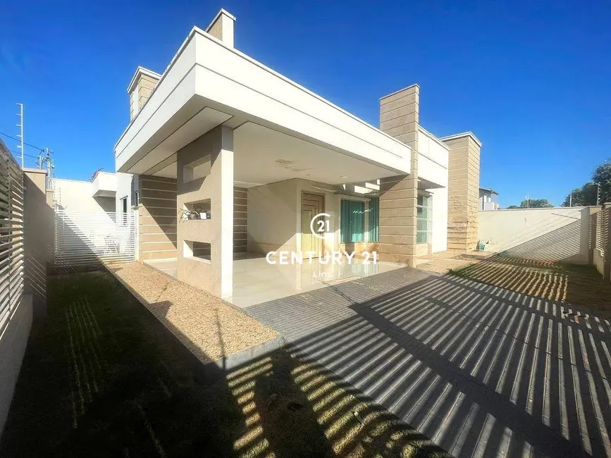 Casa com 3 quartos à venda, 304m2 em Eldorado, Cacoal - RO - imagem 2 Foto 2 de Casa com 3 quartos à venda, 304m2 em Eldorado, Cacoal - RO