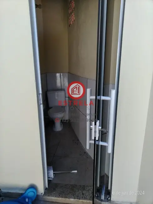 Foto 4 de Casa com 2 quartos à venda, 70m2 em Parque Imperial, Jacarei - SP