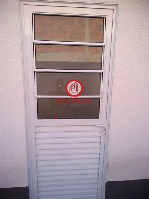 Foto 4 de Casa com 2 quartos à venda, 100m2 em Parque dos Príncipes, Jacarei - SP