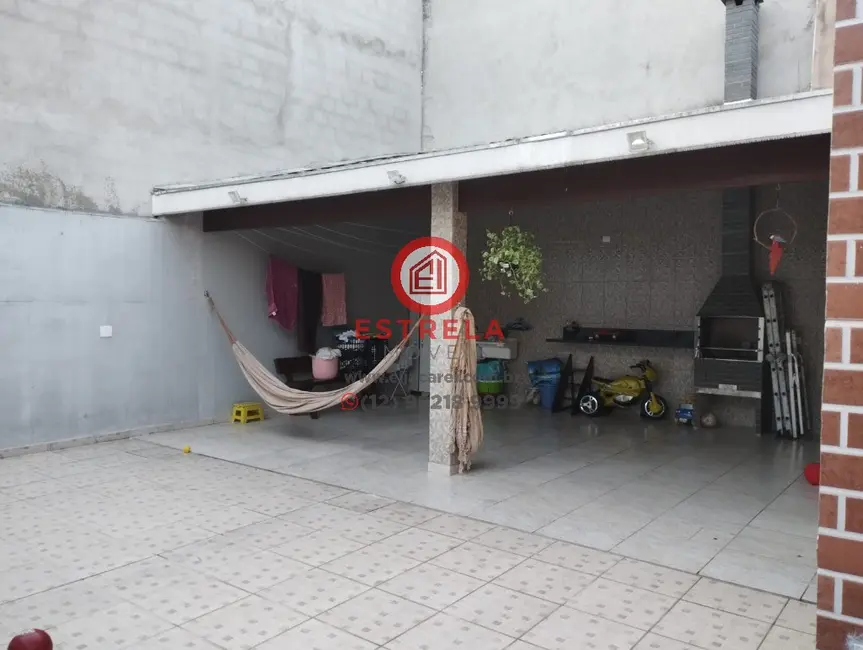 Foto 6 de Casa com 4 quartos à venda, 275m2 em Loteamento Villa Branca, Jacarei - SP