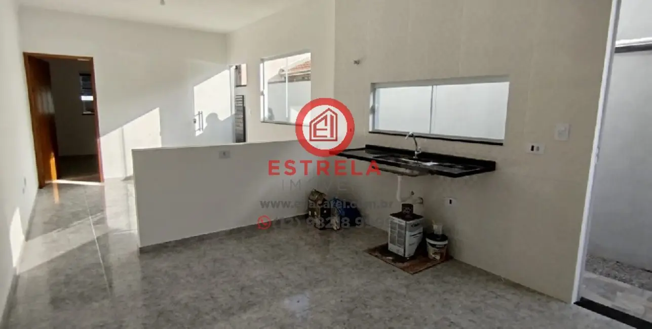 Foto 6 de Casa com 2 quartos à venda, 150m2 em Vila Zezé, Jacarei - SP