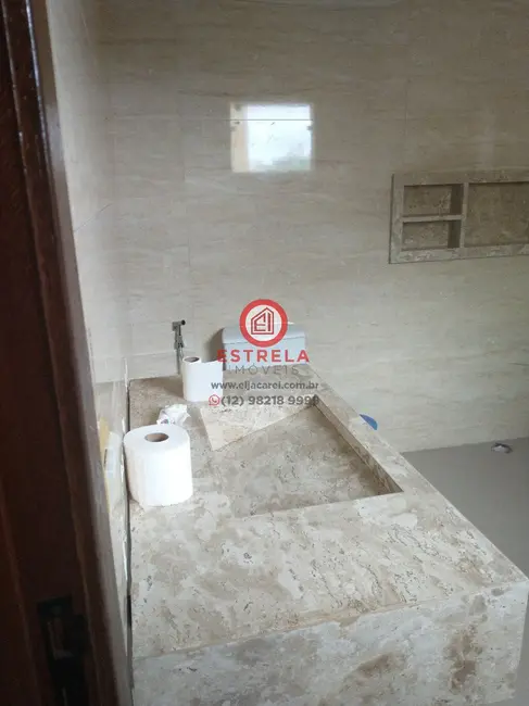 Foto 9 de Casa com 5 quartos à venda, 336m2 em Loteamento Villa Branca, Jacarei - SP