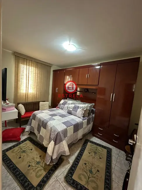 Foto 9 de Apartamento com 2 quartos à venda, 56m2 em Parque Santo Antônio, Jacarei - SP