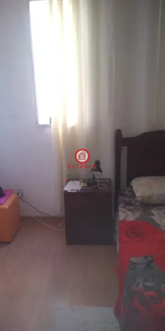 Foto 2 de Apartamento com 2 quartos à venda, 48m2 em Jardim Califórnia, Jacarei - SP