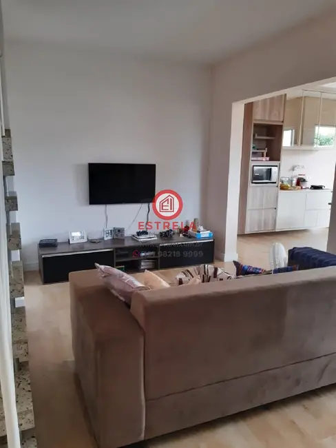 Foto 3 de Casa com 3 quartos à venda, 105m2 em Loteamento Villa Branca, Jacarei - SP