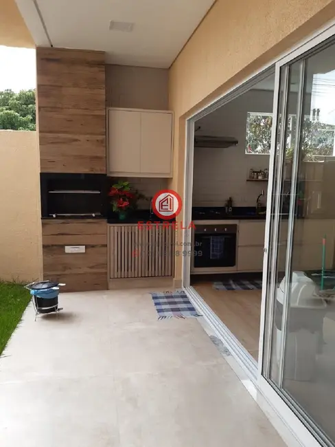Foto 1 de Casa com 3 quartos à venda, 105m2 em Loteamento Villa Branca, Jacarei - SP