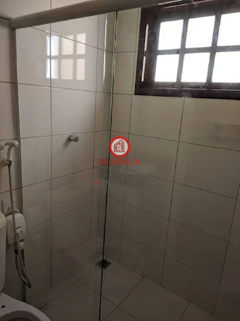 Casa com 5 quartos à venda e para alugar, 310m2 em Residencial Santa Paula, Jacarei - SP - imagem 5 Foto 5 de Casa com 5 quartos à venda e para alugar, 310m2 em Residencial Santa Paula, Jacarei - SP