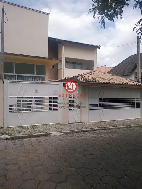 Foto 3 de Casa com 2 quartos à venda, 250m2 em Jardim Mesquita, Jacarei - SP