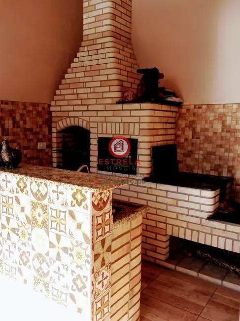 Foto 6 de Casa com 2 quartos à venda, 250m2 em Jardim Mesquita, Jacarei - SP