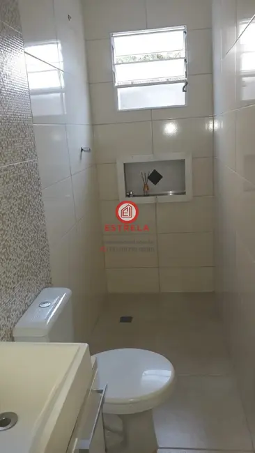 Foto 4 de Casa com 2 quartos à venda, 170m2 em Loteamento Villa Branca, Jacarei - SP