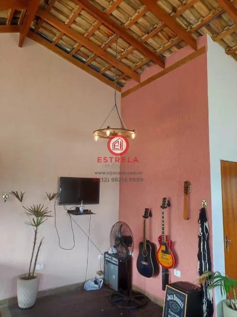 Foto 5 de Casa com 3 quartos à venda, 175m2 em Residencial Parque dos Sinos, Jacarei - SP