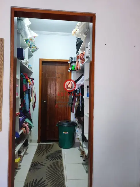 Foto 3 de Casa com 3 quartos à venda, 175m2 em Residencial Parque dos Sinos, Jacarei - SP