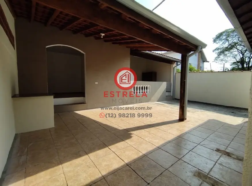 Foto 1 de Casa com 4 quartos à venda, 330m2 em Jardim América, Jacarei - SP