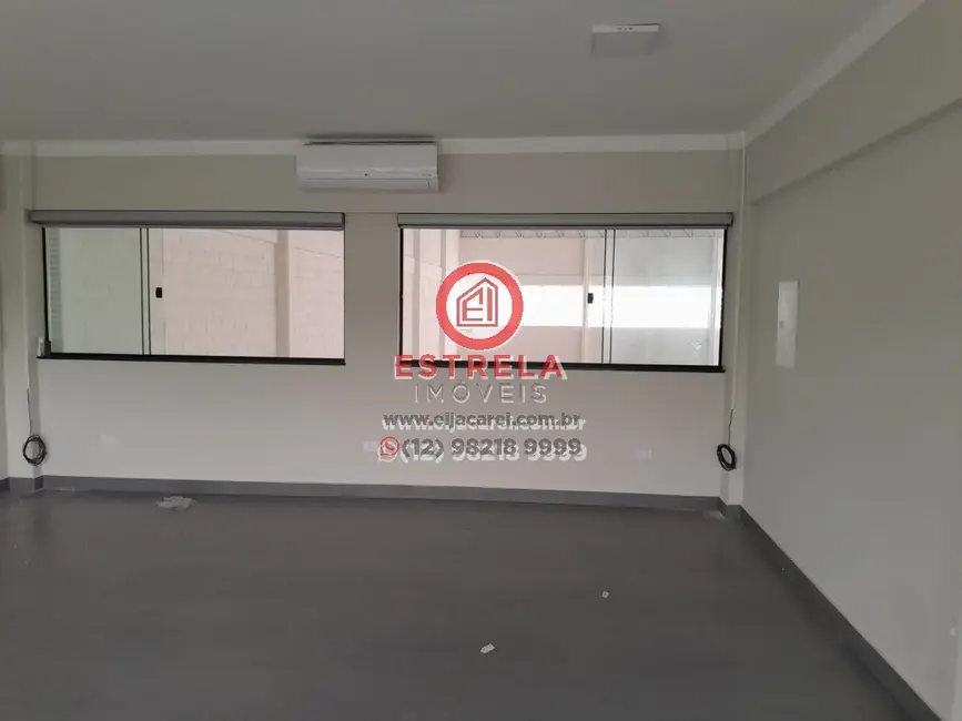 Armazém / Galpão para alugar, 800m2 em Rio Abaixo, Jacarei - SP - imagem 4 Foto 4 de Armazém / Galpão para alugar, 800m2 em Rio Abaixo, Jacarei - SP