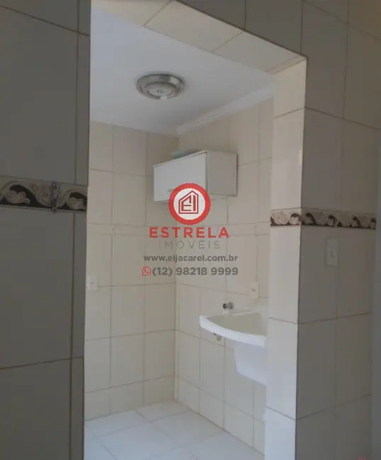 Foto 6 de Casa com 3 quartos à venda, 151m2 em Jardim Siesta, Jacarei - SP