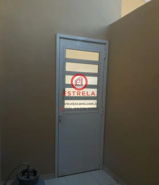 Foto 4 de Casa com 3 quartos à venda, 151m2 em Jardim Siesta, Jacarei - SP