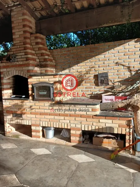 Chácara com 3 quartos à venda, 389m2 em Guararema - SP - imagem 7 Foto 7 de Chácara com 3 quartos à venda, 389m2 em Guararema - SP