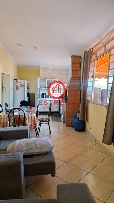 Foto 7 de Casa com 3 quartos à venda, 193m2 em Jardim Mesquita, Jacarei - SP