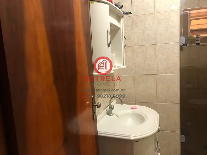 Foto 8 de Casa com 4 quartos à venda, 240m2 em Centro, Jacarei - SP