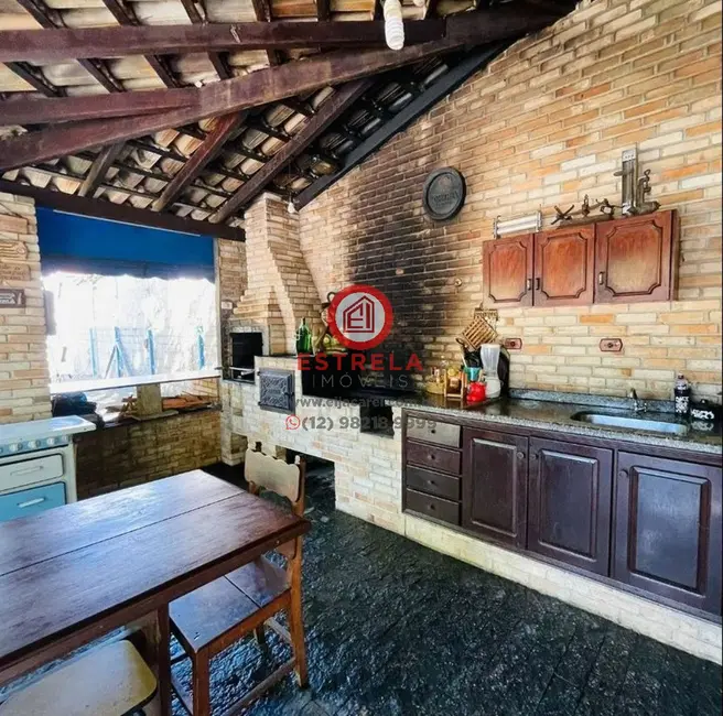 Foto 4 de Chácara com 3 quartos à venda, 350m2 em Santa Branca - SP