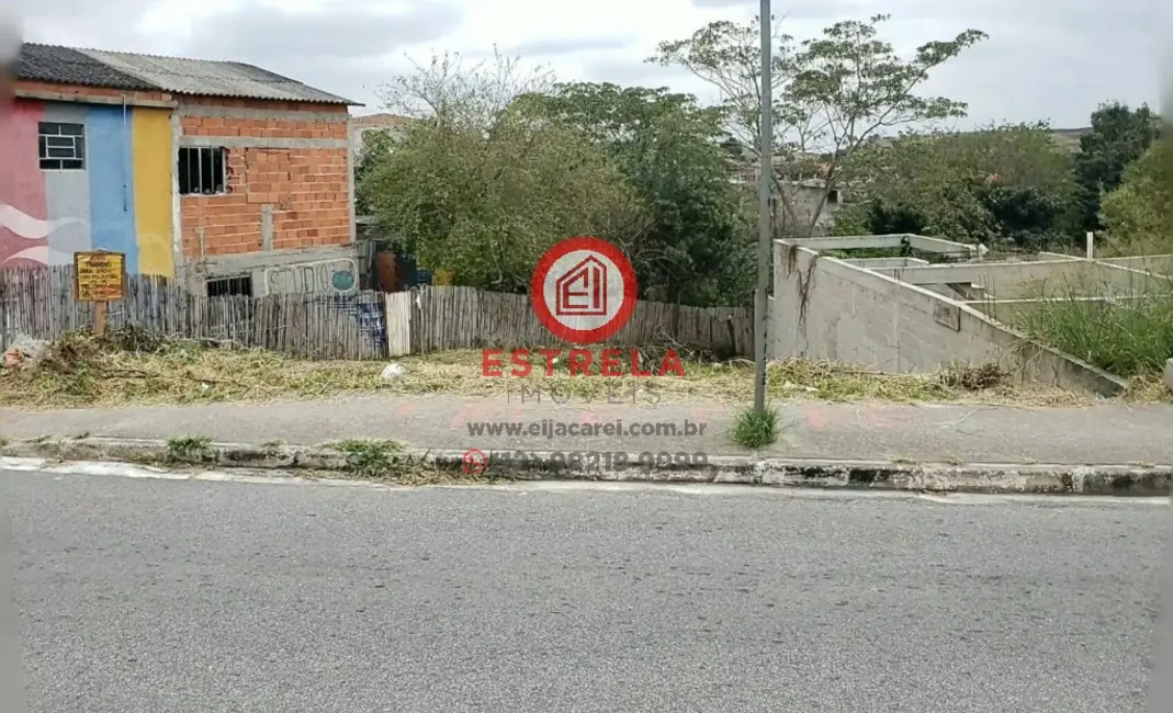 Foto 1 de Terreno / Lote à venda, 239m2 em Jacarei - SP