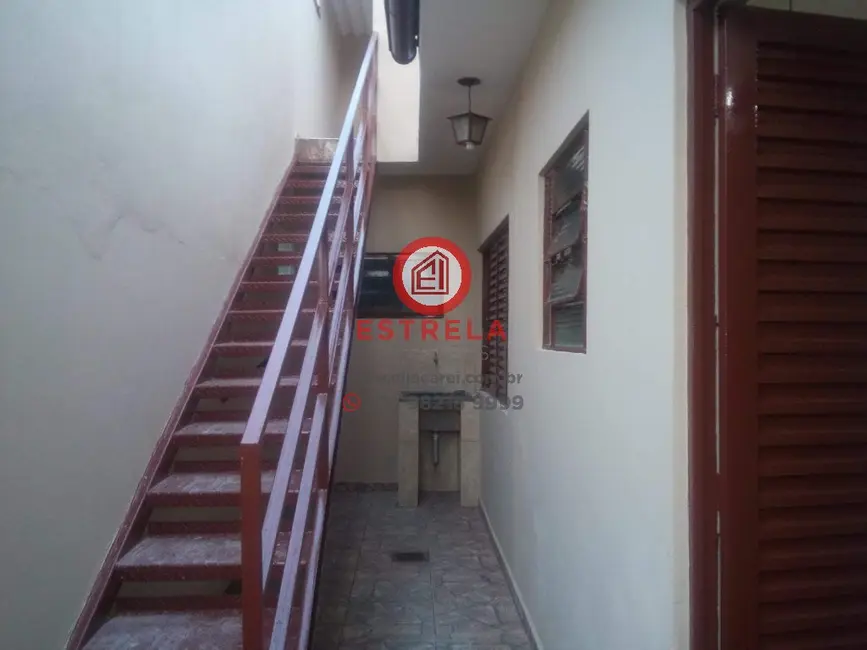 Casa com 2 quartos à venda, 128m2 em Jardim Didinha, Jacarei - SP - imagem 6 Foto 6 de Casa com 2 quartos à venda, 128m2 em Jardim Didinha, Jacarei - SP