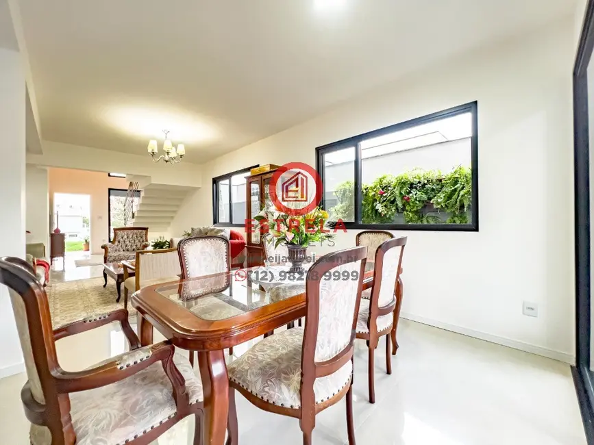 Casa de Condomínio com 4 quartos à venda, 212m2 em Jardim Residencial Golden Park, Jacarei - SP - imagem 3 Foto 3 de Casa de Condomínio com 4 quartos à venda, 212m2 em Jardim Residencial Golden Park, Jacarei - SP