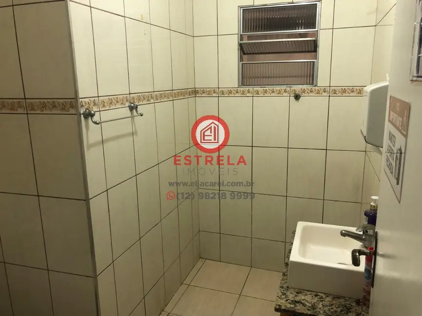 Foto 9 de Casa com 9 quartos à venda, 169m2 em Jardim Santa Maria, Jacarei - SP