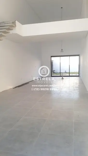 Foto 2 de Casa com 2 quartos à venda, 150m2 em Loteamento Villa Branca, Jacarei - SP