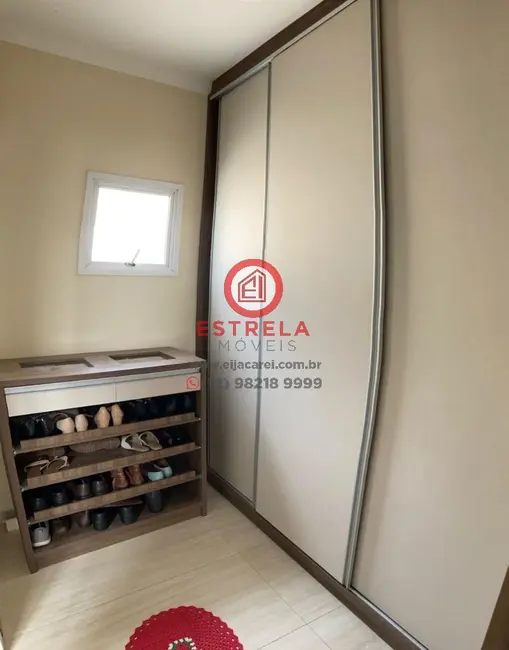 Foto 5 de Casa com 4 quartos à venda, 194m2 em Parque Califórnia, Jacarei - SP