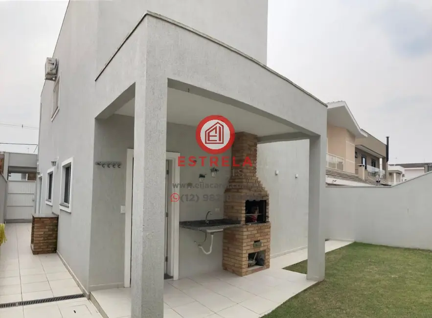 Foto 1 de Casa com 4 quartos à venda, 194m2 em Parque Califórnia, Jacarei - SP