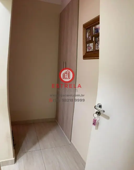 Foto 7 de Casa com 4 quartos à venda, 194m2 em Parque Califórnia, Jacarei - SP