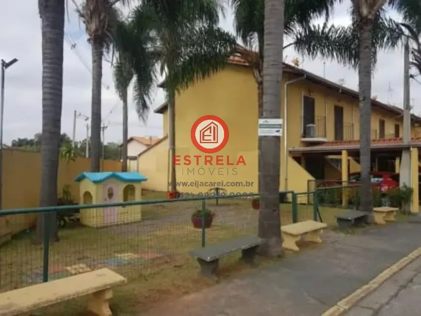 Foto 3 de Casa de Condomínio com 2 quartos à venda, 80m2 em Jardim Jacinto, Jacarei - SP