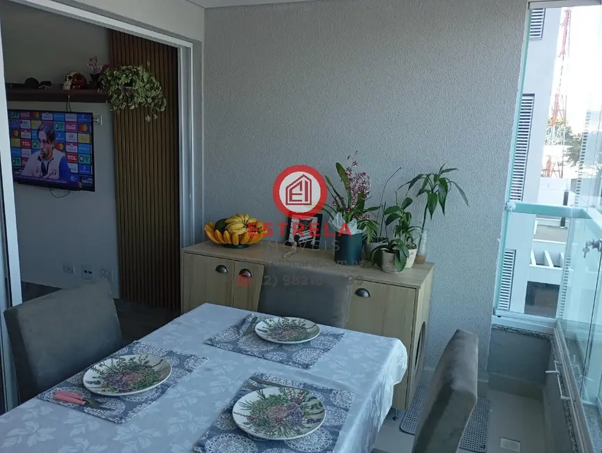 Foto 6 de Apartamento com 2 quartos à venda, 70m2 em Jardim Califórnia, Jacarei - SP