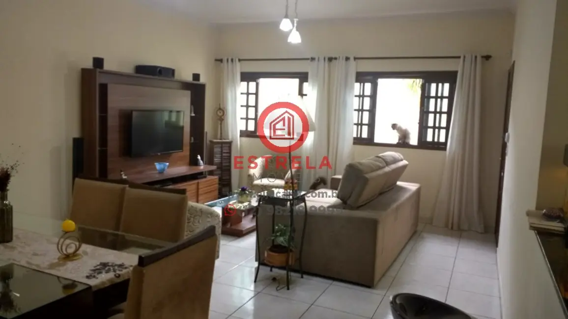 Foto 3 de Casa com 3 quartos à venda, 250m2 em Loteamento Villa Branca, Jacarei - SP
