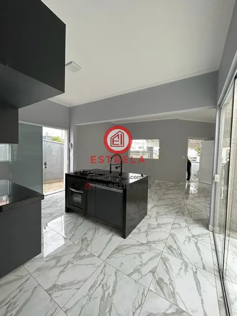 Foto 3 de Casa com 3 quartos à venda, 160m2 em Loteamento Villa Branca, Jacarei - SP