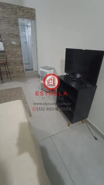Foto 1 de Apartamento com 1 quarto para alugar, 20m2 em Bairro do Colonia, Jacarei - SP