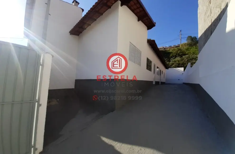 Foto 1 de Casa com 2 quartos à venda, 100m2 em Parque dos Príncipes, Jacarei - SP