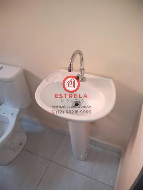 Foto 2 de Casa com 2 quartos à venda, 100m2 em Parque dos Príncipes, Jacarei - SP