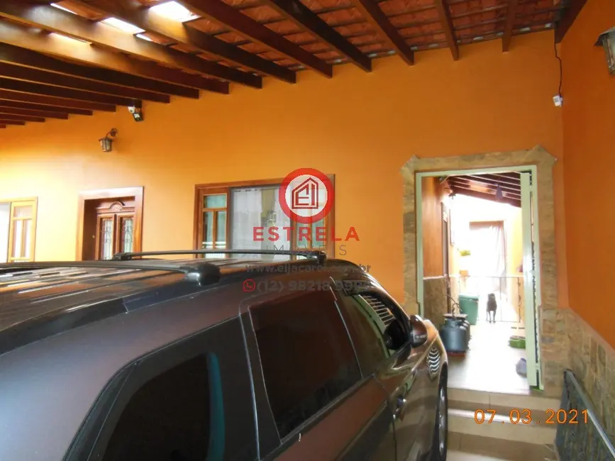 Casa com 4 quartos à venda e para alugar, 265m2 em Loteamento Villa Branca, Jacarei - SP - imagem 9 Foto 9 de Casa com 4 quartos à venda e para alugar, 265m2 em Loteamento Villa Branca, Jacarei - SP