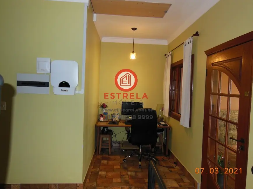 Casa com 4 quartos à venda e para alugar, 265m2 em Loteamento Villa Branca, Jacarei - SP - imagem 3 Foto 3 de Casa com 4 quartos à venda e para alugar, 265m2 em Loteamento Villa Branca, Jacarei - SP