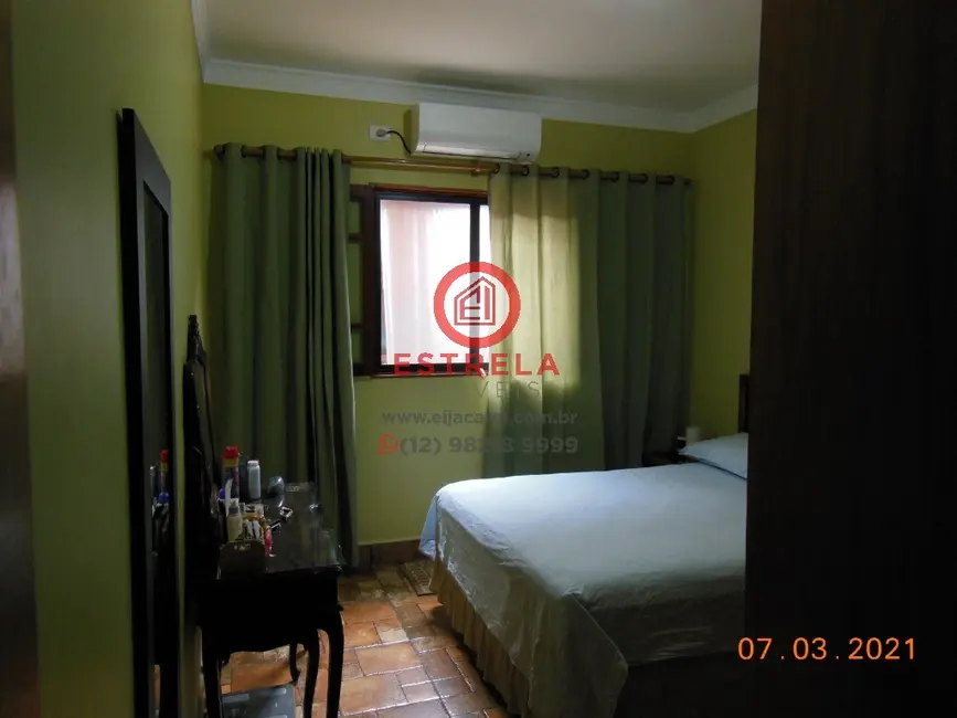 Casa com 4 quartos à venda e para alugar, 265m2 em Loteamento Villa Branca, Jacarei - SP - imagem 8 Foto 8 de Casa com 4 quartos à venda e para alugar, 265m2 em Loteamento Villa Branca, Jacarei - SP