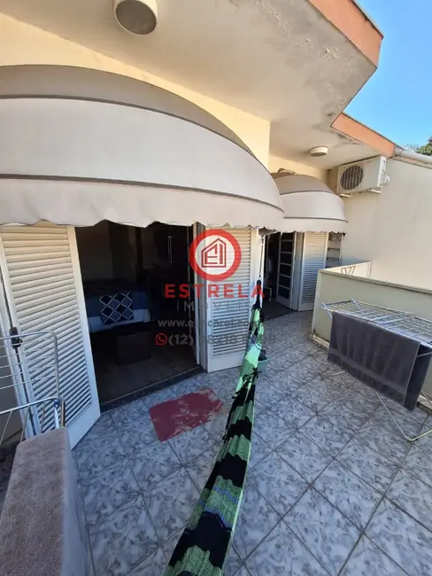 Foto 8 de Casa com 2 quartos à venda, 105m2 em Jardim das Indústrias, Jacarei - SP