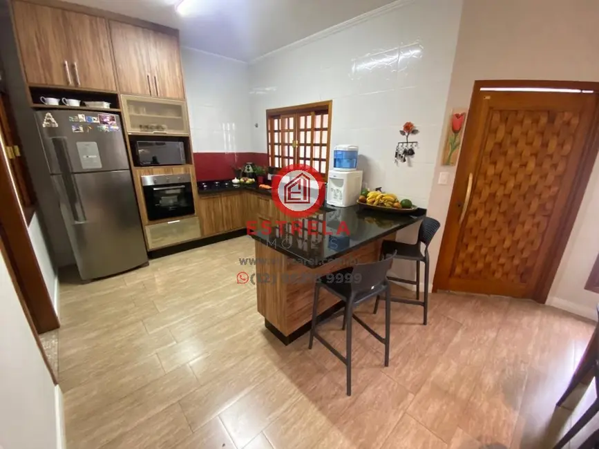 Foto 3 de Casa com 3 quartos à venda, 96m2 em Loteamento Villa Branca, Jacarei - SP