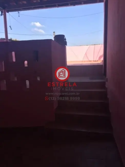 Casa com 3 quartos à venda, 263m2 em Jardim Pitoresco, Jacarei - SP - imagem 3 Foto 3 de Casa com 3 quartos à venda, 263m2 em Jardim Pitoresco, Jacarei - SP